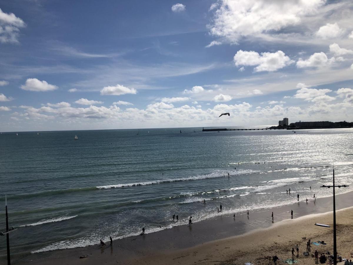 Appartement T2 Refait A Neuf Avec Balcon Face Mer Et Ascenseur, Au Coeur Des Sables-D'Olonne - Fr-1-485-70 Les Sables-d'Olonne Exterior photo